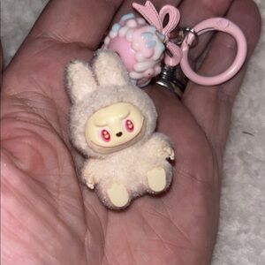 💚🩵🧡🩷🧡💜MINI LABUBU KEYCHAIN CHARMS🩷❤️🩵💚💜